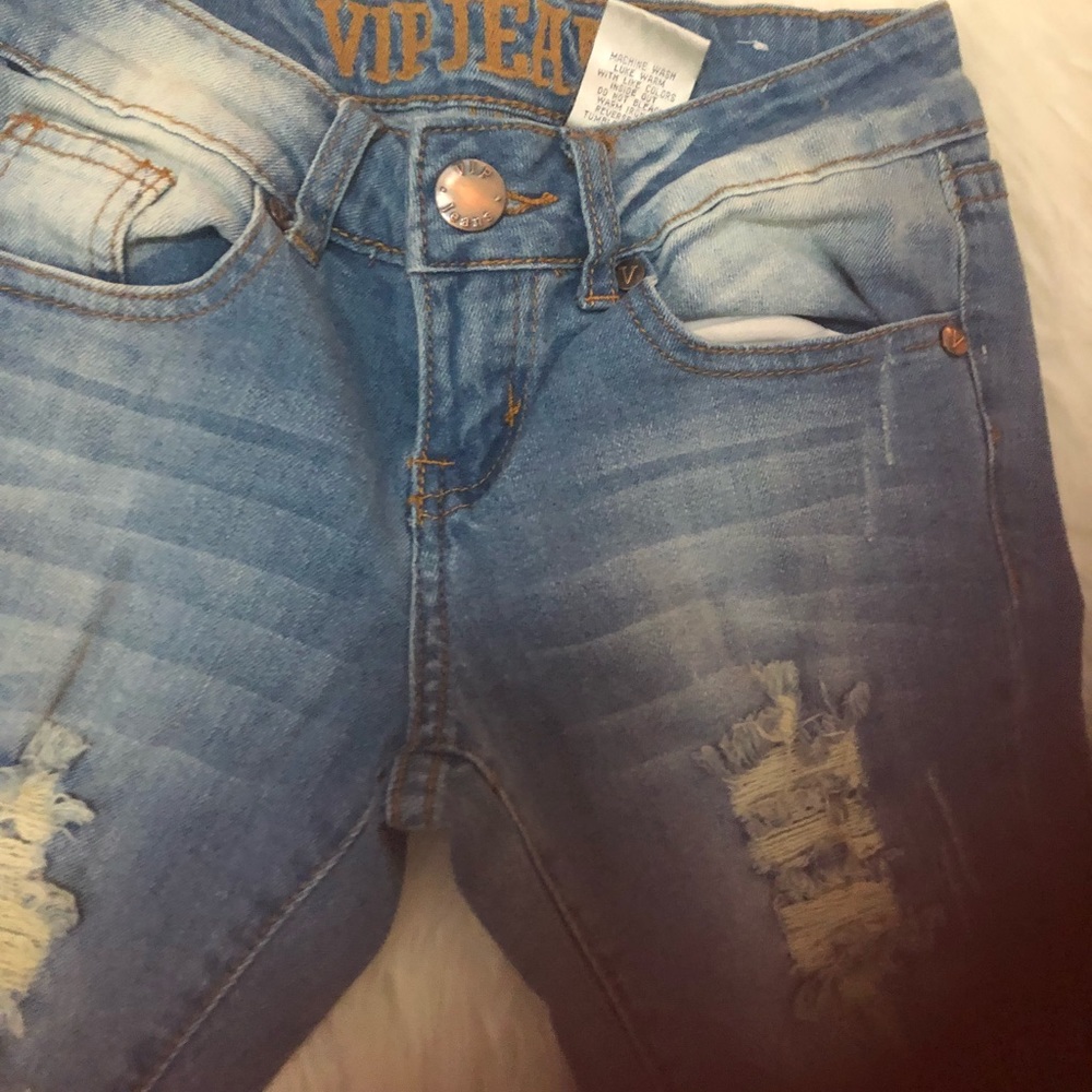 Jean - Picture 2 of 8